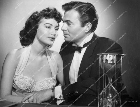 Ava Gardner, James Mason - 1951 film Pandora and the Flying Dutchman - 0426-019