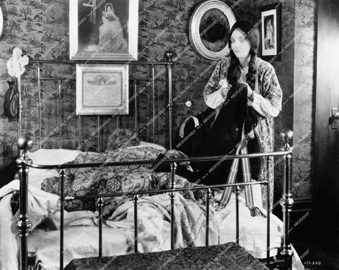 Zasu Pitts, Gibson Gowland - 1924 silent film Greed - 0431-001