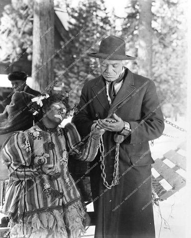 Rosetta Duncan, Noble Johnson - 1927 silent film Topsy and Eva - 0433-012