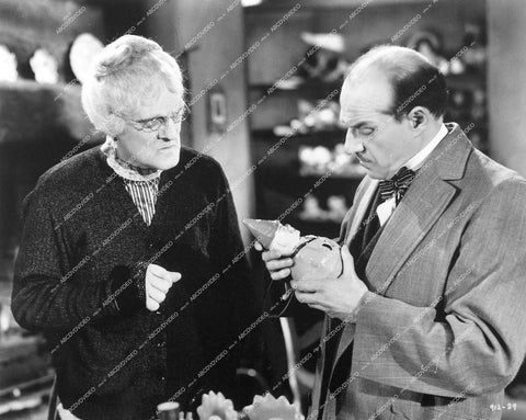 Lionel Barrymore, Rollo Lloyd - 1936 film The Devil Doll - 0433-016