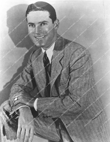 Lloyd Hughes portrait - 0435-014
