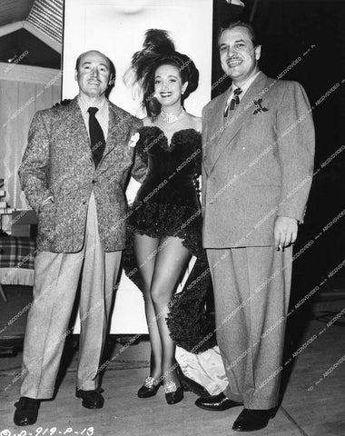 director Leslie Fenton, Dorothy Lamour, Henry Russell (Music Dir) - 1948 film Lulu Belle - 0441-025