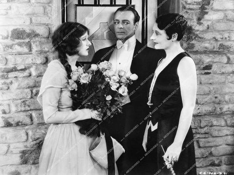 Corrinne Griffith, Lowell Sherman, Maude George - 1928 silent film The Garden of Eden - 0442-025