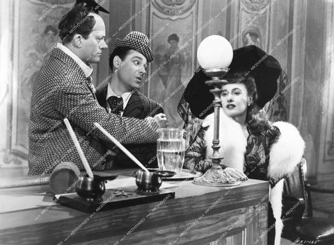 Barbara Stanwyck, Michael O'Shea, Pinky Lee - 1943 film Lady of Burlesque - 0448-002