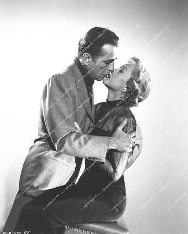 Humphrey Bogart, Gloria Grahame - 1950 film In a Lonely Place - 0448-025