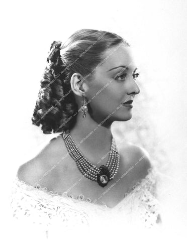 Bette Davis portrait - 1938 film Jezebel - 0449-029
