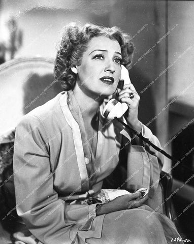 Jeanette MacDonald on the telephone - 1948 film Three Daring Daughters - 0452-036
