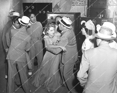 Jeanette MacDonald, Mona Barrie - 1942 film Cairo - 0457-007