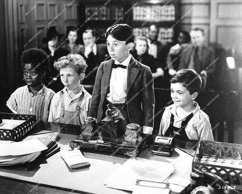 Robert Blake, Carl Alfalfa Switzer, Leonard Percy Landy, Billie Buckwheat Thomas - 1940 Our Gang Little Rascals short subject film Good Bad Boys - 0458-018