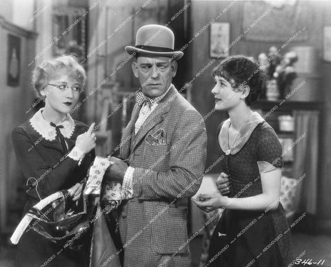 Lon Chaney Sr, Betty Compson, Marceline Day - 1928 silent film The Big City - 0461-034
