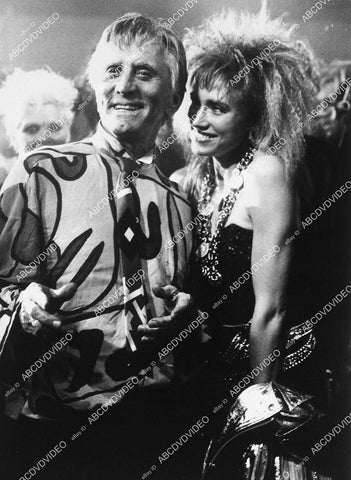 Kirk Douglas, Darlanne Fluegel film Tough Guys - 11000-002