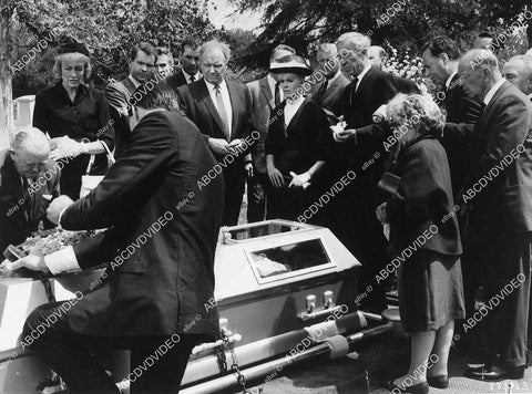 Dean Jones, Parley Baer, Connie Stevens film Two on a Guillotine - 11001-001
