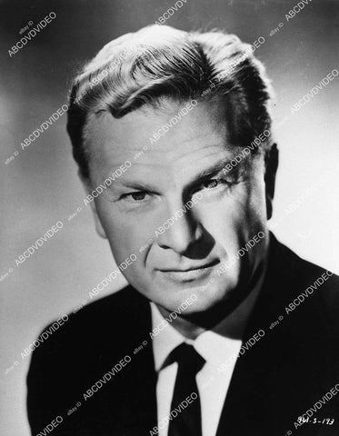 Eddie Albert portrait - 11003-011