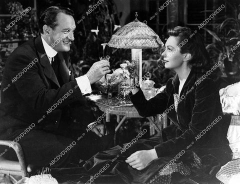 George Sanders, Geraldine Fitzgerald film The Strange Affair of Uncle Harry - 11005-016