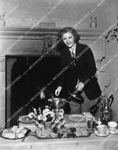 Josephine Hutchinson preparing a nice feast - 11006-012