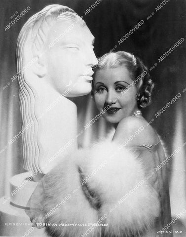 Genevieve Tobin portrait w a statue - 11006-026