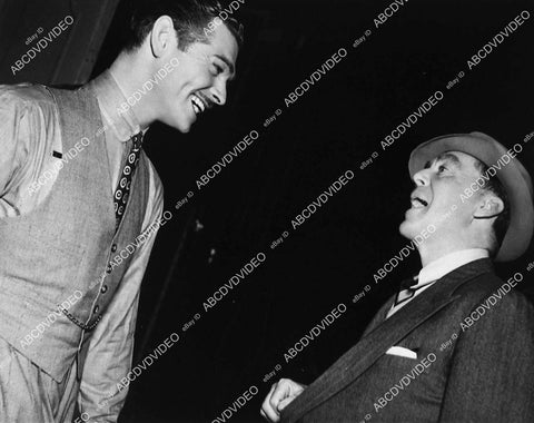 candid Clark Gable and friend - 11009-004