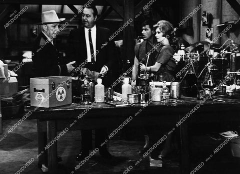 Lloyd Nolan, Willard Waterman, Roddy McDowall, Pat Crowley TV Bob Hope Chrysler Theatre Mr Biddle's Crime Wave - 11012-009