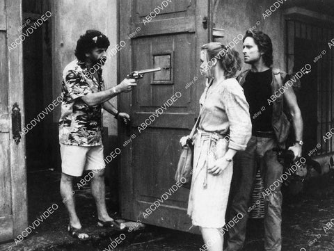 Alfonso Arau, Kathleen Turner, Michael Douglas film Romancing the Stone - 11013-001