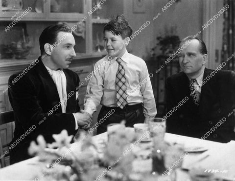 Lloyd Nolan, Delmar Watson, Lynne Overman film Hunted Men - 11014-033