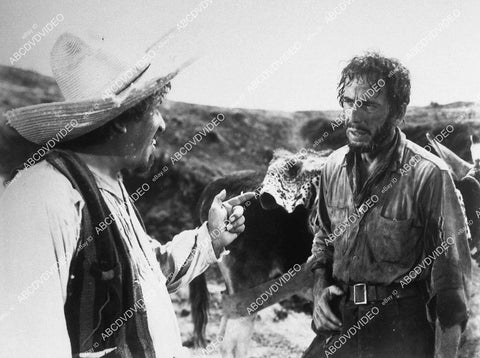 Alfonso Bedoya, Humphrey Bogart film The Treasure of the Sierra Madre - 11015-012