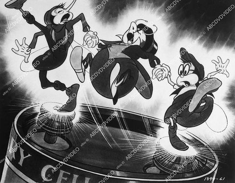 animated characters insects in Fleischer cartoon film Mr Bug Goes to Town - 11019-003