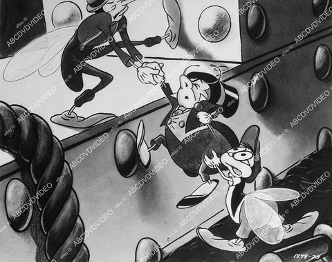 animated characters insects in Fleischer cartoon film Mr Bug Goes to Town - 11019-012
