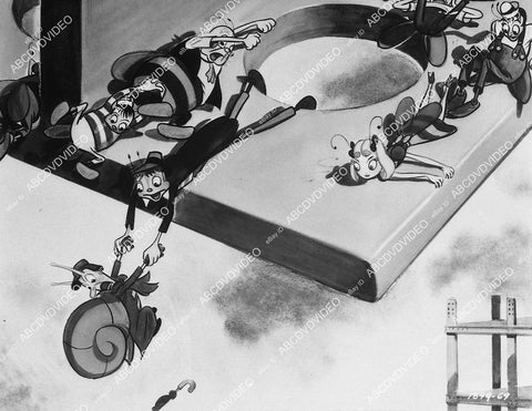 animated characters insects in Fleischer cartoon film Mr Bug Goes to Town - 11019-015