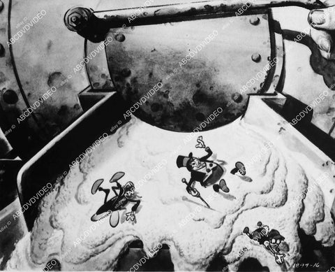 animated characters insects in Fleischer cartoon film Mr Bug Goes to Town - 11020-022