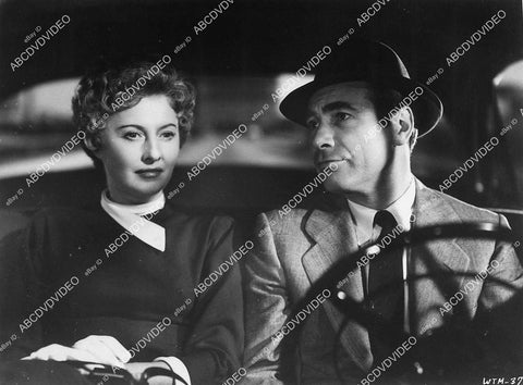 Barbara Stanwyck, Gary Merrill film Witness to Murder - 11028-014