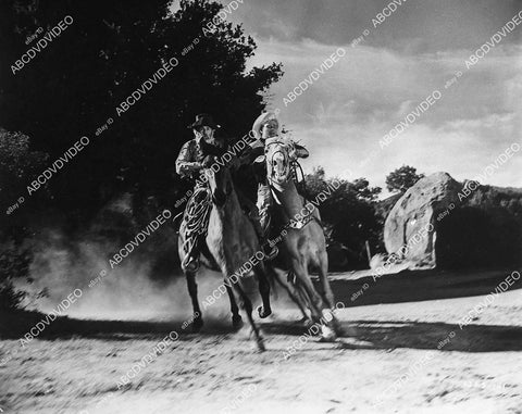 Gabby Hayes, Roy Rogers film Utah - 11032-015