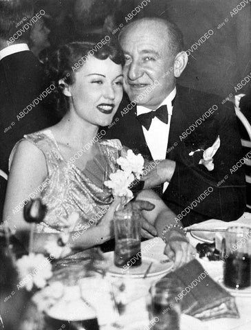 candid producer Joseph M Schenck & Fay Wray out to dinner - 11032-016