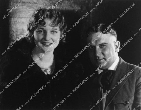 Agnes Ayers w director Clarence Brown maybe - 11032-032