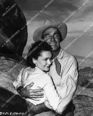 Randolph Scott, Maureen O'Sullivan film The Tall T - 11033-005