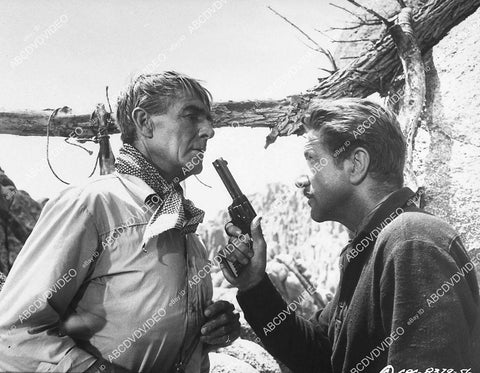 Randolph Scott, Richard Boone film The Tall T - 11034-035