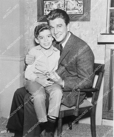 John Megna, Leslie Nielsen TV Alfred Hitchcock Hour ep The Magic Shop - 11040-021