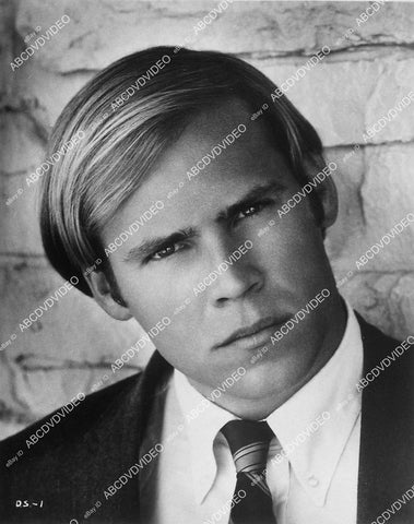 Don Stroud portrait - 11042-005