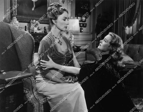 Agnes Moorehead, Moira Shearer film The Story of Three Loves - 11044-031