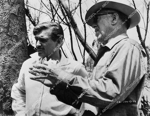 candid Clark Gable w his father maybe - 11045-007