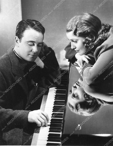 Size: 8x10