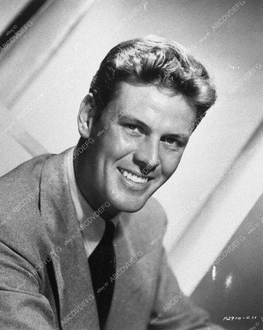 handsome Bill Edwards portrait 11361-10 - 11361-010