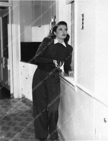 Barbara stanwyck busts out the flashlight 12738-27