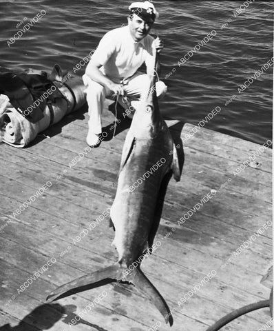 Size: 8x10