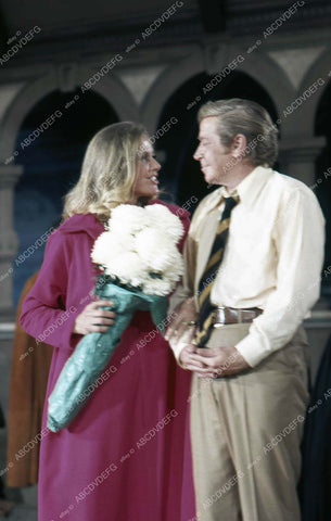beautiful Honor Blackman with some flowers 35m-874