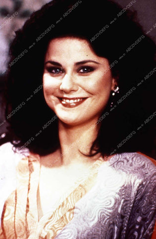 beautiful Delta Burke portrait 35m-1057