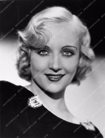 Carole Lombard beautiful portrait 74-24
