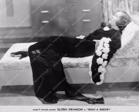 Gloria Swanson What a Widow 75-30