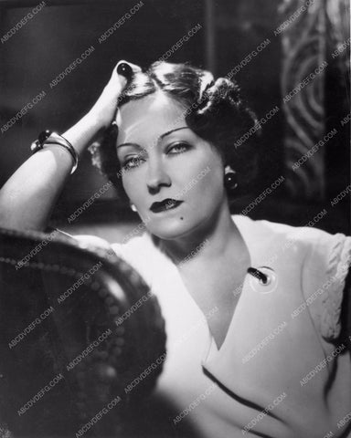Gloria Swanson portrait 75-34
