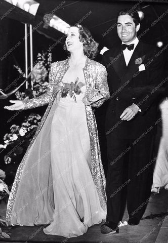 candid newsphoto of Tyrone Power Norma Shearer Marie Antoinette Premier 502-08