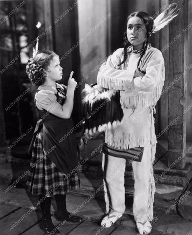 Shirley Temple and young indian boy Susannah of the Mounties 563-16